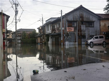 颱風珊珊襲日釀6死127傷 轉低壓後仍須嚴防大雨