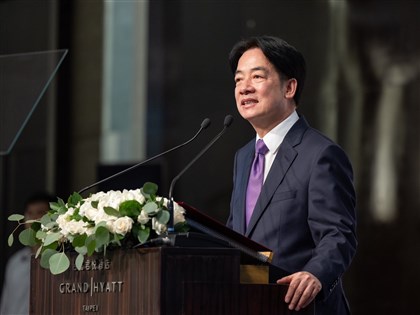 賴總統電視專訪駁疑賴論  談目前沒有計畫出訪