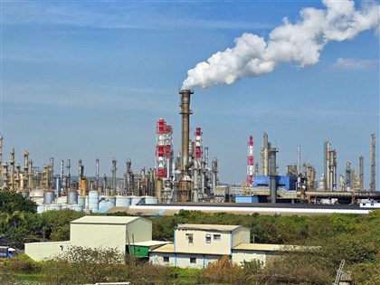 碳費審議建議一般費率300元起徵 每2年滾動檢討