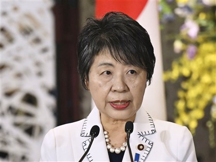 日本外相上川陽子表態參選自民黨總裁 女性第2人