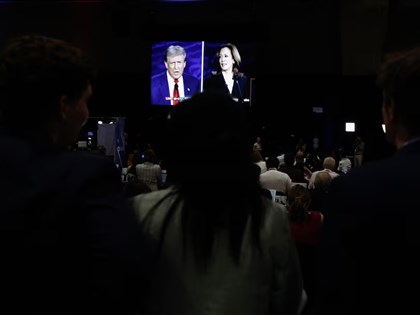 美大選辯論未見勝負 搖擺州選民動向仍不明