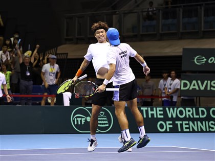 台維斯盃許育修何承叡男雙取勝 台灣隊率先聽牌