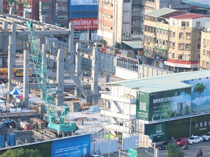 京華城案議員指簽約前就發建照 北市都發局：協議書封面日期誤植