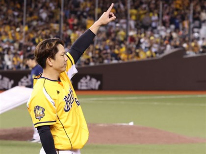 周思齊生涯曾想下車仍堅持 引退賽有初登場緊張感