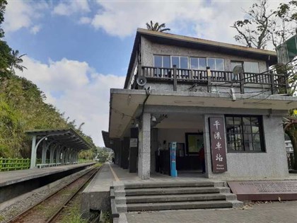 豪雨不斷台鐵平溪線停駛路基掏空 猴硐至三貂嶺土石崩落行車延誤