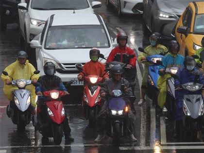 本週鋒面影響中部以北仍須防雨 各地高溫33度10月後漸換季