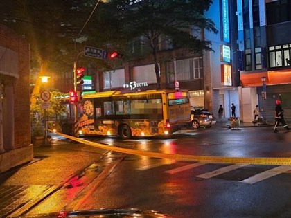 東海女大生遭公車撞死 台中交通局：裝駕駛輔助系統也必須停看行