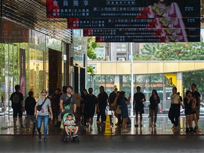 颱風假標準引討論 卓榮泰盼氣象署精進、中央地方合力檢討