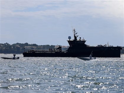 抗衡中國印太勢力 澳英美海軍測試萬里外遙控無人艦