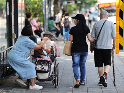 2025年超高齡社會倒數 學者：台灣勞動力老化拉警報