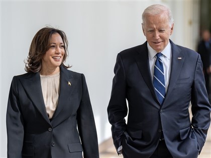 美國總統大選在即  拜登提前投票支持賀錦麗