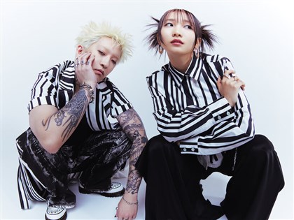 YOASOBI明年2月台北小巨蛋開唱 實名抽選門票11/1開放登記