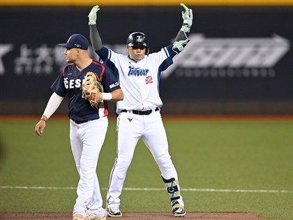 12強熱身賽對捷克曾頌恩、林立建功 坦言前面還在適應