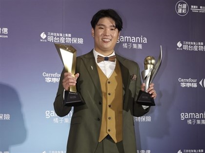 古林睿煬本想穿裙子靈感太晚來 獲獎謝勝騎士鞭策