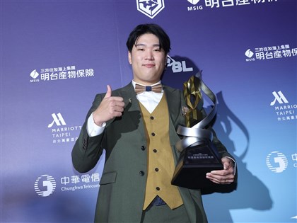 古林睿煬摘年度MVP 淚謝餅總就像「第2個爸爸」