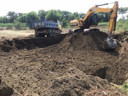 台南市學甲爐碴案爭議 市府：強制要求清除