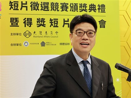 陸配李貞秀遞補立委爭議 邱垂正：公職人員不允許他國籍