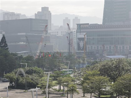 西半部空氣品質差天空灰濛濛 環境部示警午後臭氧濃度上升