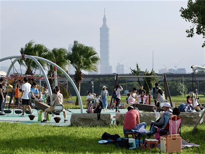 吳德榮：26日鋒面掠過 27日迎首波冷氣團