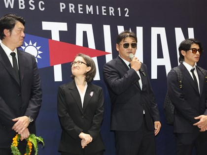 棒球12強奪冠 總教練曾豪駒：榮耀屬於台灣人一起分享