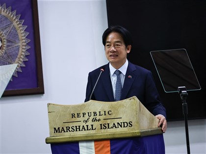 賴總統馬紹爾國會演說 允提供優惠貸款改善航空交通