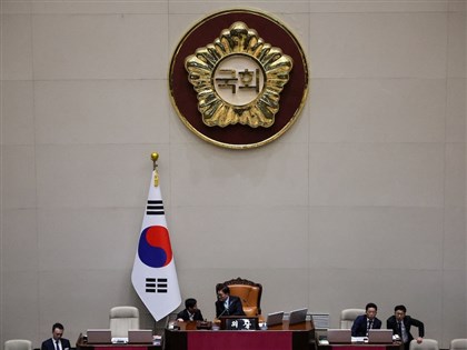 南韓國會表決解除戒嚴 在野黨批尹錫悅反民主、違憲