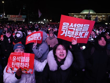 尹錫悅彈劾案不成立 韓國會外集結群眾失望而歸