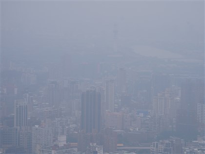 境外空污影響北部雲嘉南高屏空品轉差 淡水桃園等亮橘燈