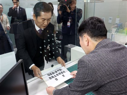 韓憲法法院啟動總統尹錫悅彈劾案審理程序 16日開法官會議