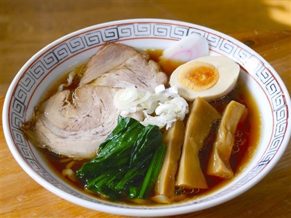 日本老闆堅持1碗拉麵290日圓 創業近半世紀未漲價