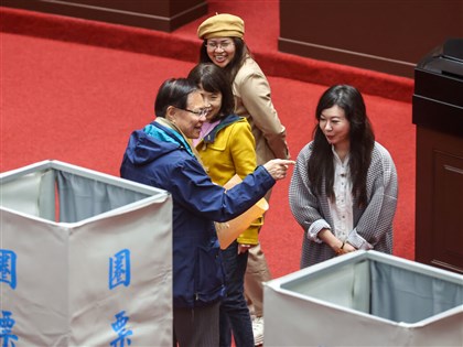 大法官同意權行使 藍決議全部封殺、白將同意1人