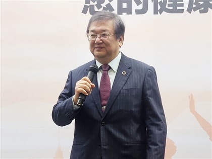 財劃法修法 邱泰源：恐衝擊癌症新藥、育兒津貼