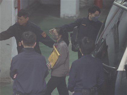 應曉薇否認收沈慶京賄賂 願戴電子腳鐐求交保