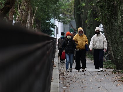 跨年夜各地多雲北部涼 元旦水氣盛難見新年曙光