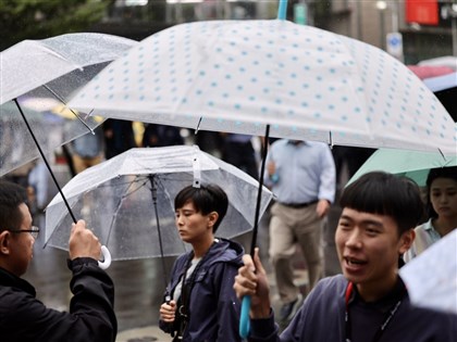 各地降雨機率高  回溫不明顯高山零星降雪機會