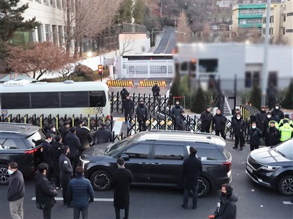 尹錫悅律師團提告公調處長等11人 控違法執行逮捕令