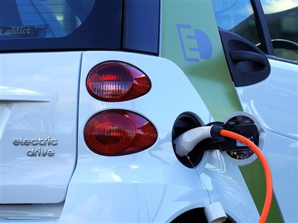 英去年電動車銷量創新高 仍未達占新售車22%目標