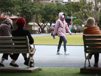 強烈大陸冷氣團9日南下 中部以北晚間探11度高山可能降雪