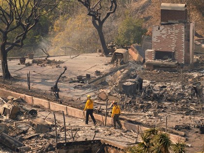 洛杉磯野火延燒 死亡人數增加到24人