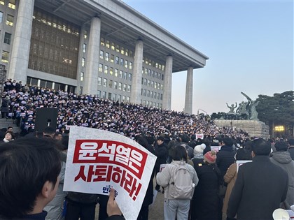 走出戒嚴風波陰霾？韓國執政黨支持度超越最大在野黨