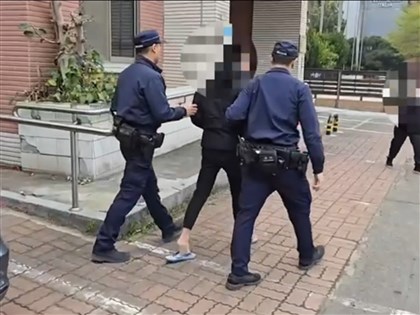 新莊街頭無照飆車騎士落網 新北警開罰逾8萬