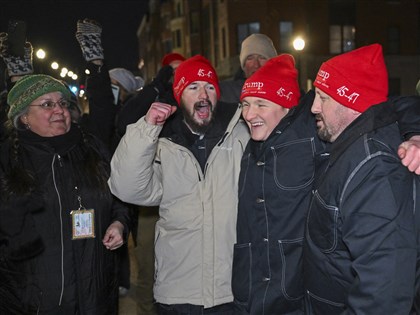 川普完全赦免國會暴動案被告 數百人獲釋出獄