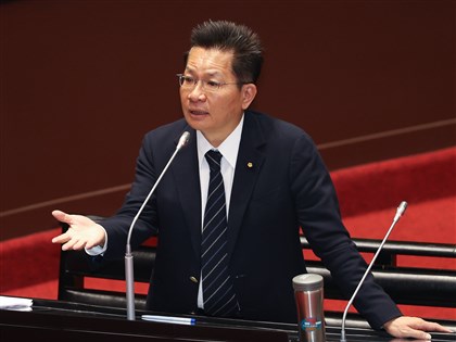 推壯世代促進法遭疑未利益迴避 吳春城：抹黑編故事