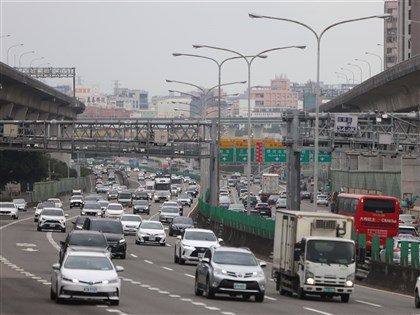 春節連假首日路段順暢 估5路段1/26有出遊車潮
