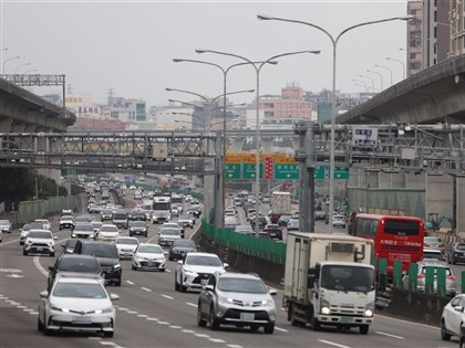 小年夜國道路況 高公局估上午7路段塞車