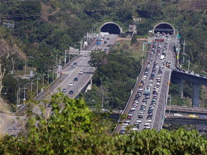 初四國道交通量估平日1.5倍 高公局籲午前出發避塞車