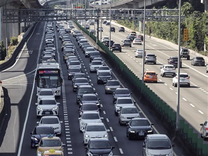 春節尾聲初四估現北返車潮 App掌握路況避塞車