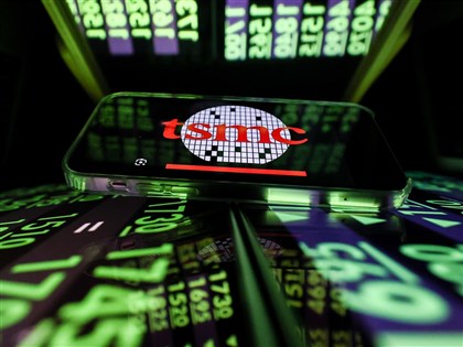 台積電下跌65元創史上次高 市值縮水1.68兆元