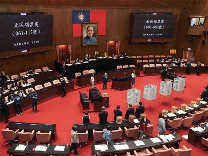 選罷法修法覆議案 藍白挾人數優勢否決