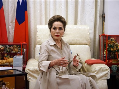 前印尼總統夫人黛薇從政 盼參選日本國會議員